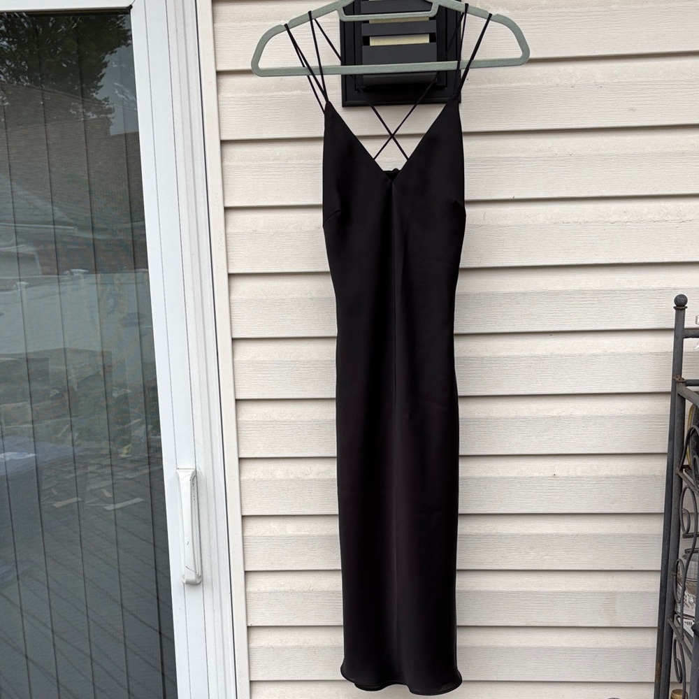 Fame and Partners Elegant Black Backless Dress